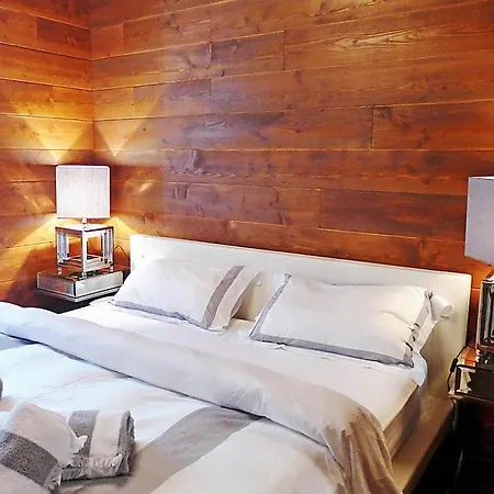 Campfer Sleeps 8 Apartment *