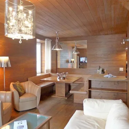 Appartement Campfer Sleeps 8 *